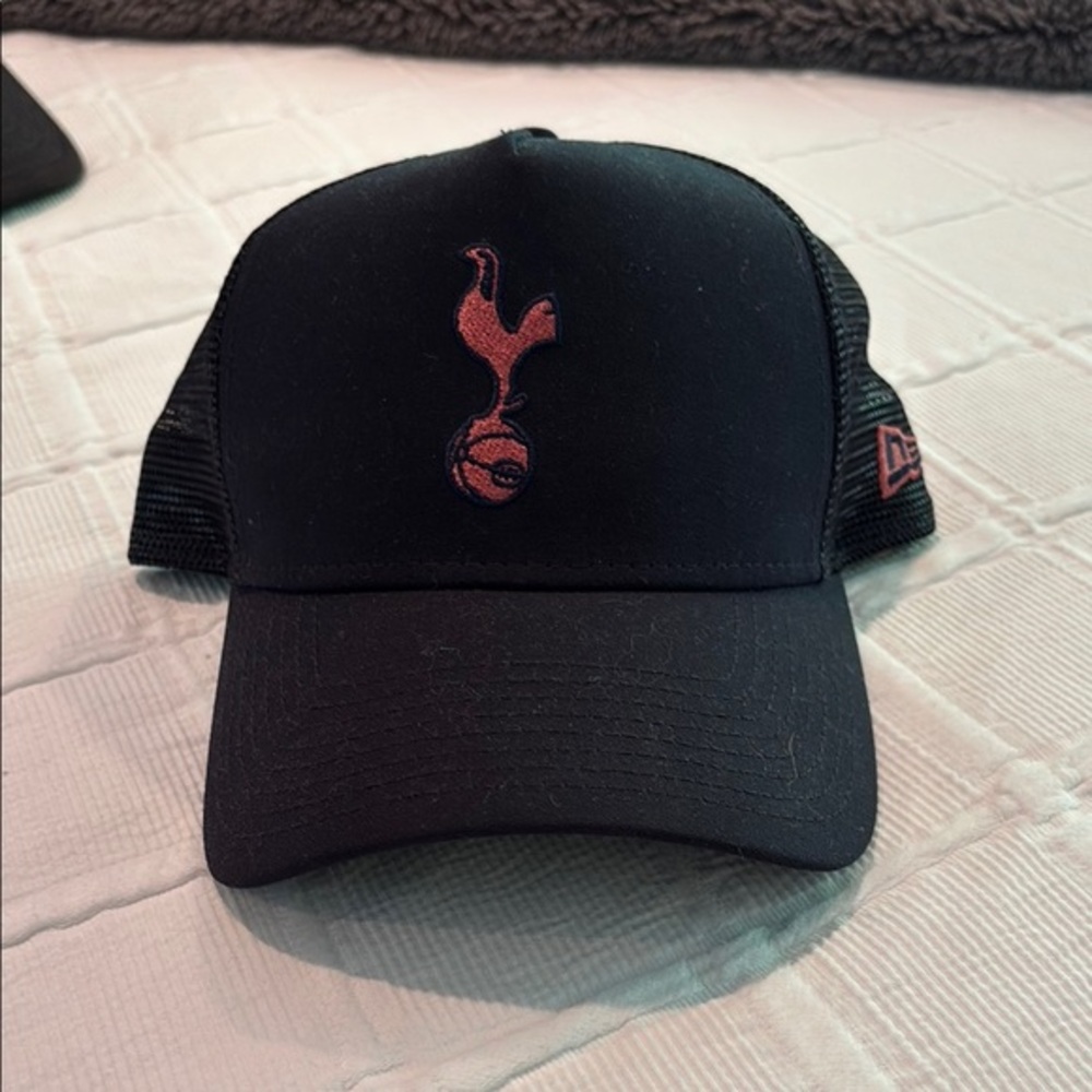 Tottenham Hotspur Black Cap